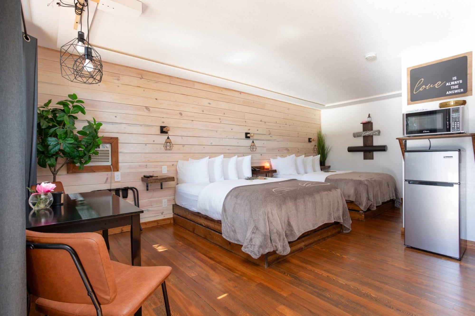 The Valley View Cabins And Event Center Creston Eksteriør bilde