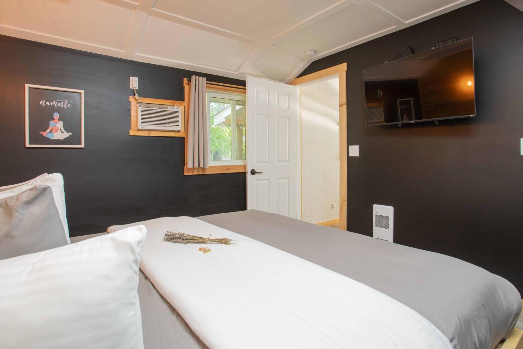 The Valley View Cabins And Event Center Creston Eksteriør bilde